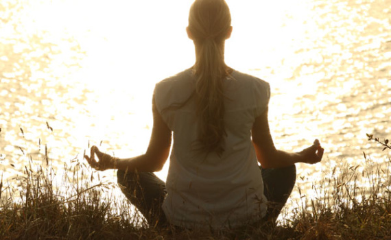 Meditation im Lotus-Sitz